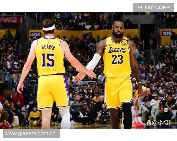 森林狼与湖人精彩对决回顾分析全场亮点与关键时刻解读 森林狼与湖人精彩对决回顾分析全场亮点与关键时刻解读